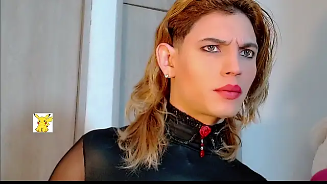 Snapshot of honey_skin chatting on February 26, 2025, 2:30 am honey skin online show from February 26, 2025, 2:30 am