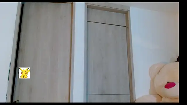 Snapshot of honey_skin chatting on March 14, 2025, 10:50 am honey skin online show from March 14, 2025, 10:50 am