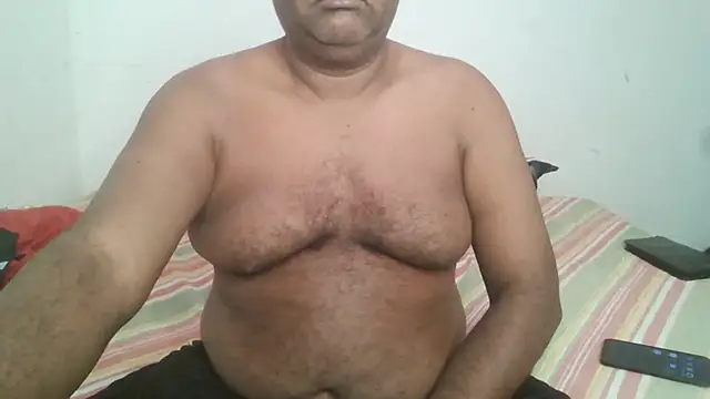 Beargryzzly online show from December 4, 2024, 10:02 pm