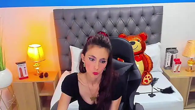 Snapshot of candy_summer28 chatting on February 20, 2025, 10:37 pm candy summer28 online show from February 20, 2025, 10:37 pm