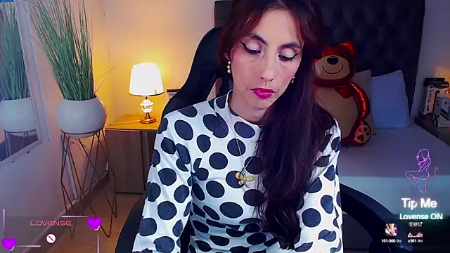 Snapshot of candy_summer28 chatting on March 4, 2025, 10:16 pm candy summer28 online show from March 4, 2025, 10:16 pm