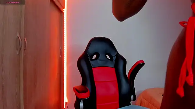 Snapshot of barbiee_ebony chatting on January 9, 2026, 4:08 am barbiee ebony online show from January 9, 2026, 4:08 am