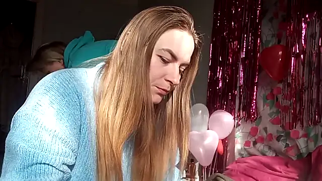 Snapshot of ElenaMaeer chatting on February 11, 2026, 8:36 am ElenaMaeer online show from February 11, 2026, 8:36 am