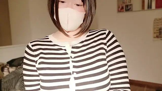 xxxYUKARIxxx online show from March 12, 2025, 9:44 am