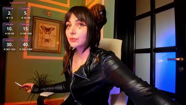 Snapshot of 1Munique chatting on November 10, 2025, 11:48 am 1Munique online show from November 10, 2025, 11:48 am