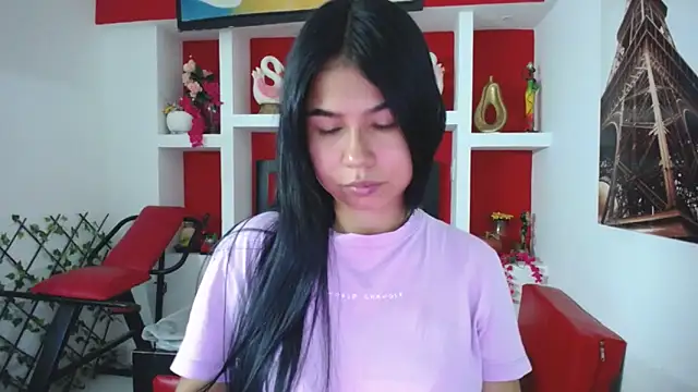 Letty Plugxo online show from September 27, 2025, 12:22 pm