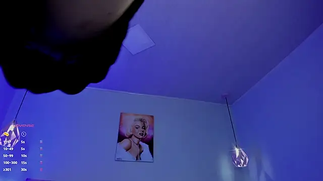 ScarletGV online show from October 28, 2025, 5:08 am