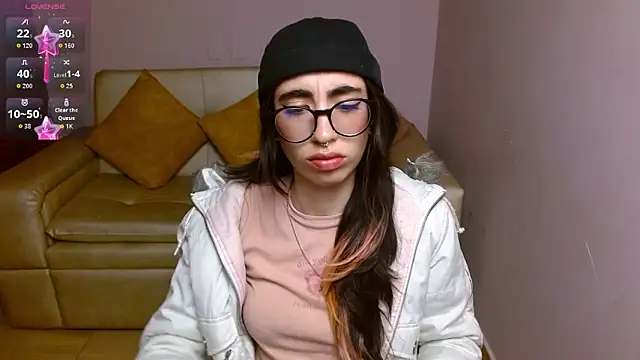 LenaRoses online show from April 2, 2026, 2:13 pm