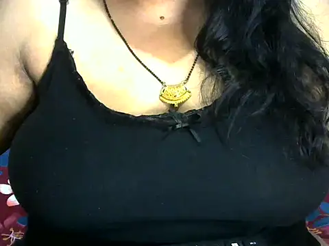 Snapshot of dramebaz_queen chatting on June 27, 2026, 6:03 pm dramebaz queen online show from June 27, 2026, 6:03 pm