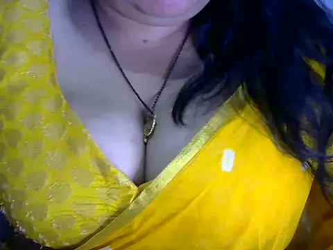 Snapshot of dramebaz_queen chatting on July 16, 2026, 7:33 pm dramebaz queen online show from July 16, 2026, 7:33 pm
