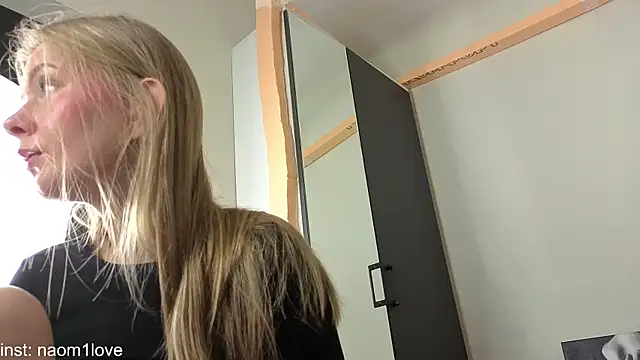 Naomi Girly online show from September 27, 2025, 4:29 am