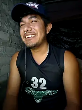 GusssHOT online show from April 16, 2026, 7:20 am