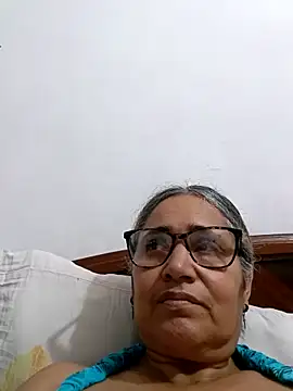 Snapshot of _candi chatting on February 26, 2026, 2:44 am candi online show from February 26, 2026, 2:44 am