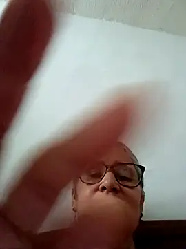 Snapshot of _candi chatting on February 10, 2026, 12:15 pm candi online show from February 10, 2026, 12:15 pm