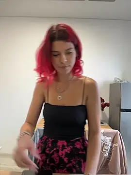 RiriRoseey online show from October 3, 2025, 6:37 am