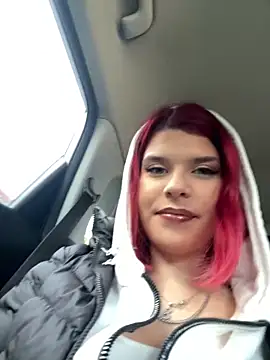 RiriRoseey online show from March 3, 2026, 9:05 am