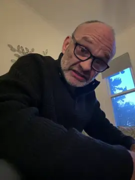 Snapshot of Shyboy817 chatting on January 9, 2026, 4:36 pm Shyboy817 online show from January 9, 2026, 4:36 pm