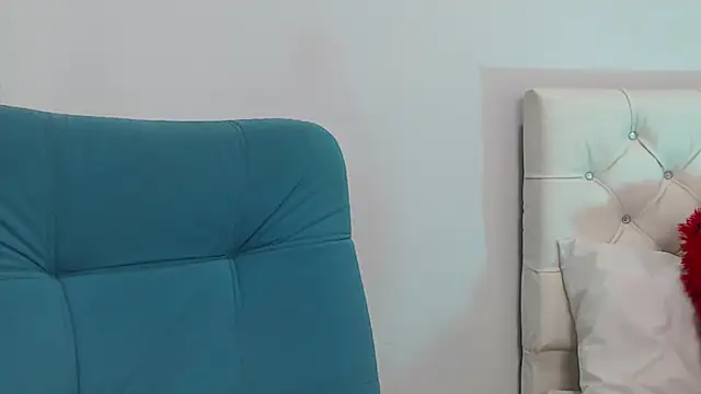 Snapshot of hantonella_ chatting on January 24, 2025, 3:55 pm hantonella  online show from January 24, 2025, 3:55 pm