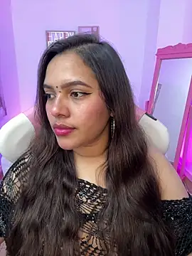 krishaa  online show from March 18, 2026, 8:32 pm