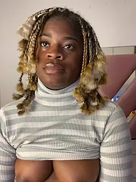 Snapshot of Tamara_Lubezkii chatting on February 22, 2025, 6:52 pm Tamara Lubezkii online show from February 22, 2025, 6:52 pm