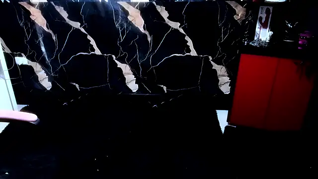 Snapshot of True_Bdsm chatting on October 14, 2025, 5:24 pm True Bdsm online show from October 14, 2025, 5:24 pm