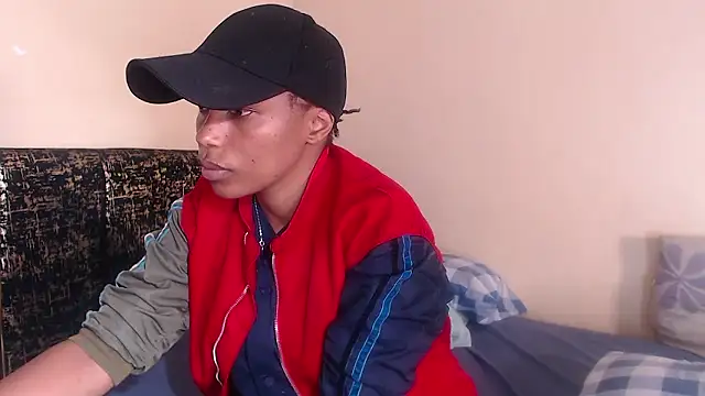 Missthigh online show from January 11, 2026, 7:10 pm