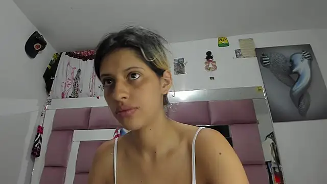 bigcock iris08 online show from September 14, 2025, 10:48 am