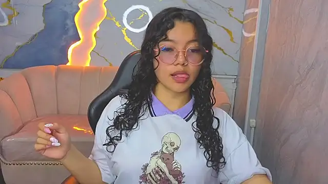 victoria castillo b online show from April 9, 2026, 7:53 pm