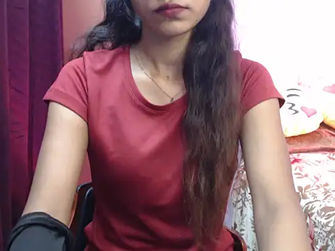 Angel kiyara online show from October 1, 2025, 6:45 pm