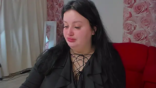 Snapshot of MonaSteele chatting on March 7, 2025, 6:24 am MonaSteele online show from March 7, 2025, 6:24 am