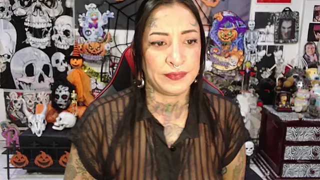 Rollyderolandia666 online show from October 16, 2025, 10:40 pm