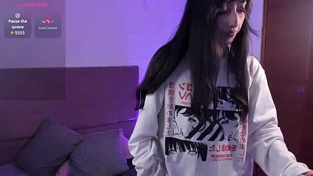 Snapshot of v1cky_ chatting on November 6, 2025, 11:20 pm v1cky online show from November 6, 2025, 11:20 pm