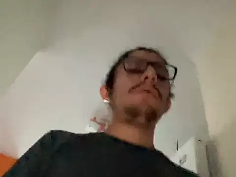 littlelatinhunter online show from November 19, 2025, 11:10 am