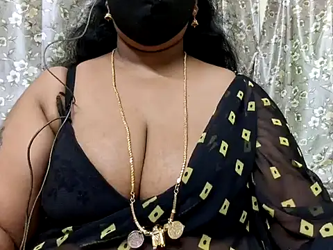 Pallavi-sri online show from February 20, 2025, 4:28 am