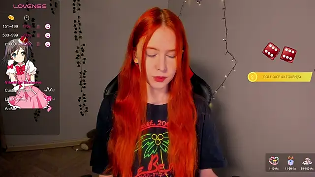 Snapshot of FruttiTatti chatting on October 3, 2025, 5:47 pm FruttiTatti online show from October 3, 2025, 5:47 pm