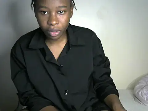 Novah  online show from April 17, 2026, 4:10 pm