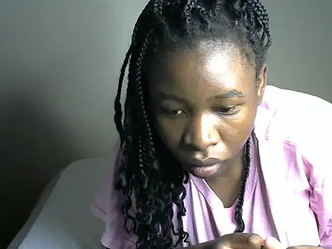 Snapshot of Novah_ chatting on November 4, 2025, 11:41 pm Novah online show from November 4, 2025, 11:41 pm