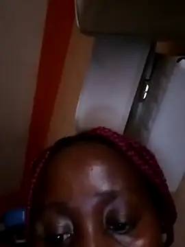 Snapshot of Swit_virgin22 chatting on November 6, 2025, 1:04 pm Swit virgin22 online show from November 6, 2025, 1:04 pm