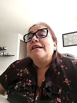 Snapshot of MARIANMILLS__ chatting on March 21, 2025, 4:18 pm MARIANMILLS   online show from March 21, 2025, 4:18 pm