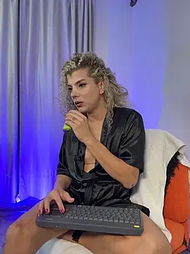 Georgiafox online show from December 3, 2025, 6:25 am