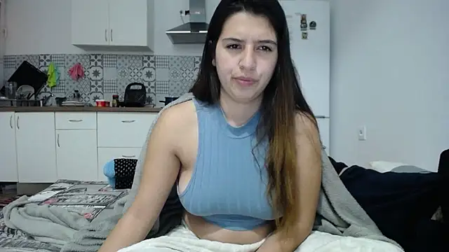 Snapshot of Contantin_helena chatting on March 16, 2025, 7:06 pm Contantin helena online show from March 16, 2025, 7:06 pm