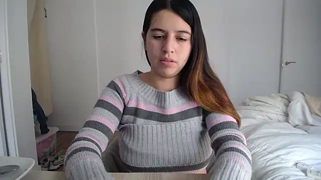 Snapshot of Contantin_helena chatting on January 8, 2025, 1:41 pm Contantin helena online show from January 8, 2025, 1:41 pm