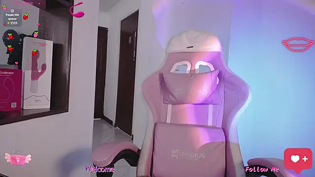 SexyLuna   online show from January 12, 2026, 7:53 pm