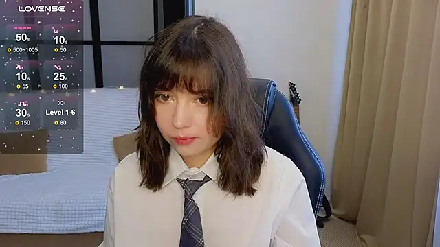 Snapshot of Lina_Brownie chatting on December 2, 2025, 4:47 am Lina Brownie online show from December 2, 2025, 4:47 am