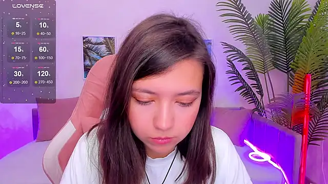 Snapshot of Lina_Brownie chatting on October 3, 2025, 2:26 am Lina Brownie online show from October 3, 2025, 2:26 am