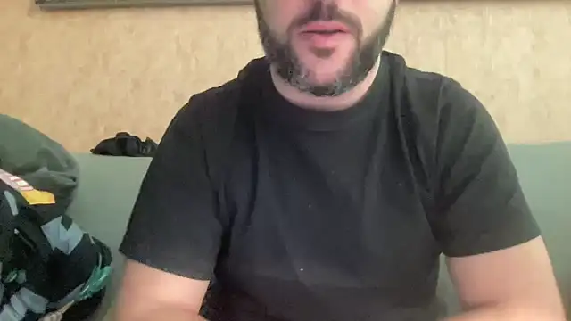 Snapshot of RedDante89 chatting on February 21, 2025, 9:45 am RedDante89 online show from February 21, 2025, 9:45 am