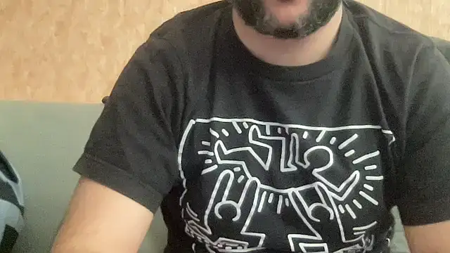 Snapshot of RedDante89 chatting on February 18, 2025, 9:10 am RedDante89 online show from February 18, 2025, 9:10 am