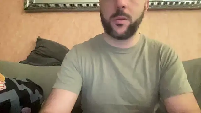 Snapshot of RedDante89 chatting on February 6, 2025, 8:18 am RedDante89 online show from February 6, 2025, 8:18 am