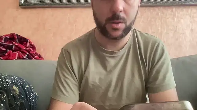 Snapshot of RedDante89 chatting on December 24, 2024, 10:11 am RedDante89 online show from December 24, 2024, 10:11 am