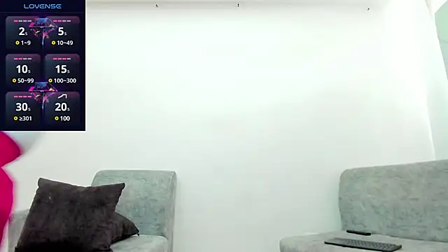 Snapshot of JuniorMorris_ chatting on January 24, 2025, 9:37 pm JuniorMorris online show from January 24, 2025, 9:37 pm